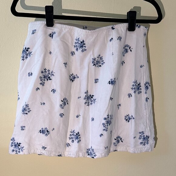 American Eagle Women's Mini Skirt - Picture 2 of 5